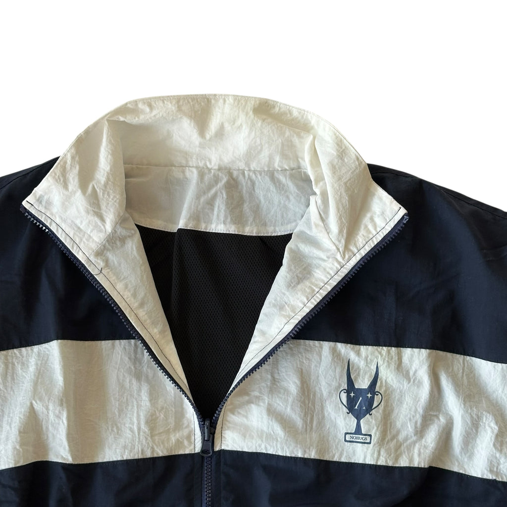 NO HUGS Reversible Windbreaker L.
