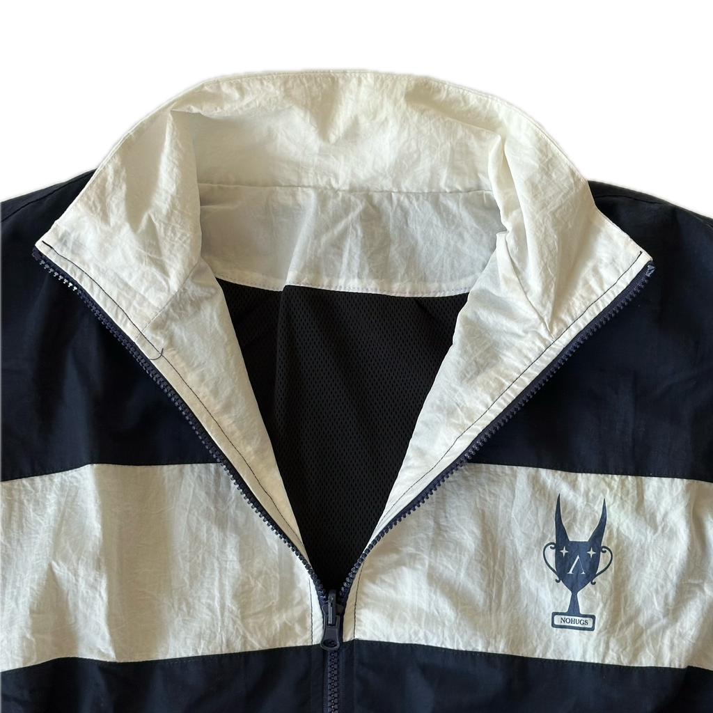 NO HUGS Reversible Windbreaker L