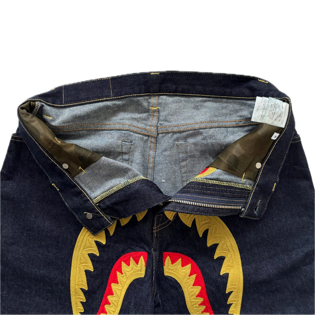 A BATHING APE Shark Denim Shorts 32