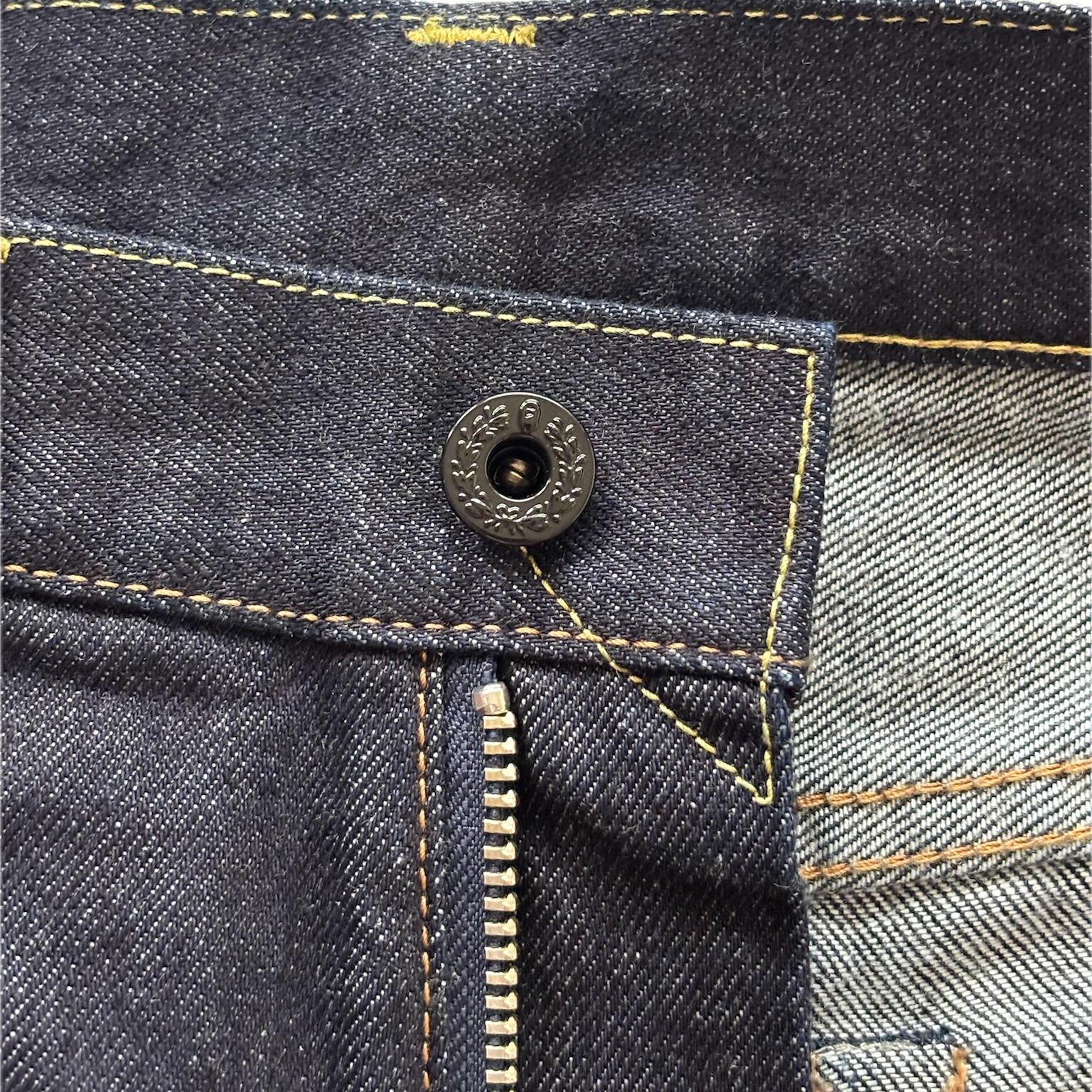 A BATHING APE Shark Denim Shorts 32