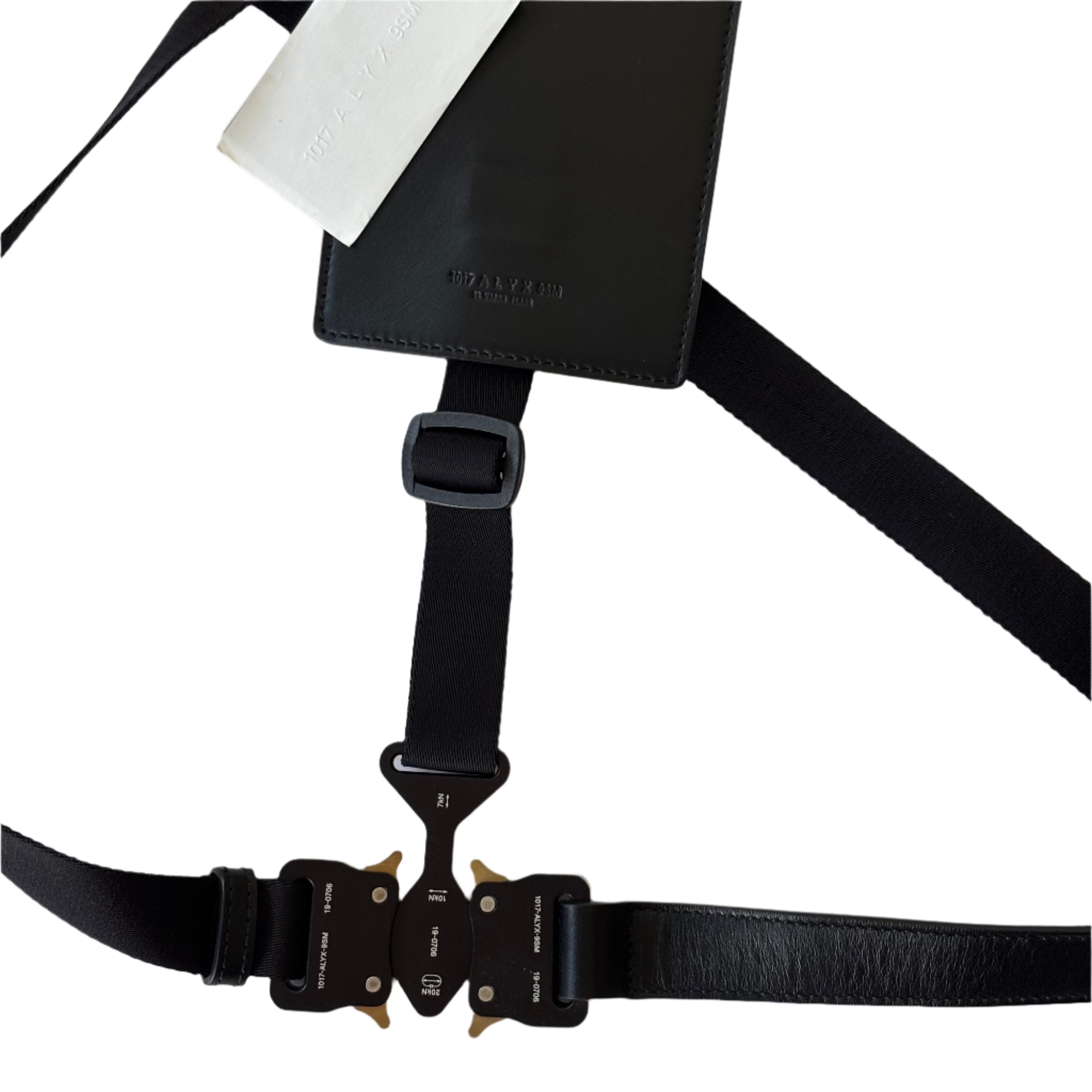 1017 ALYX 9SM Tri-Buckle Chest Belt AW20