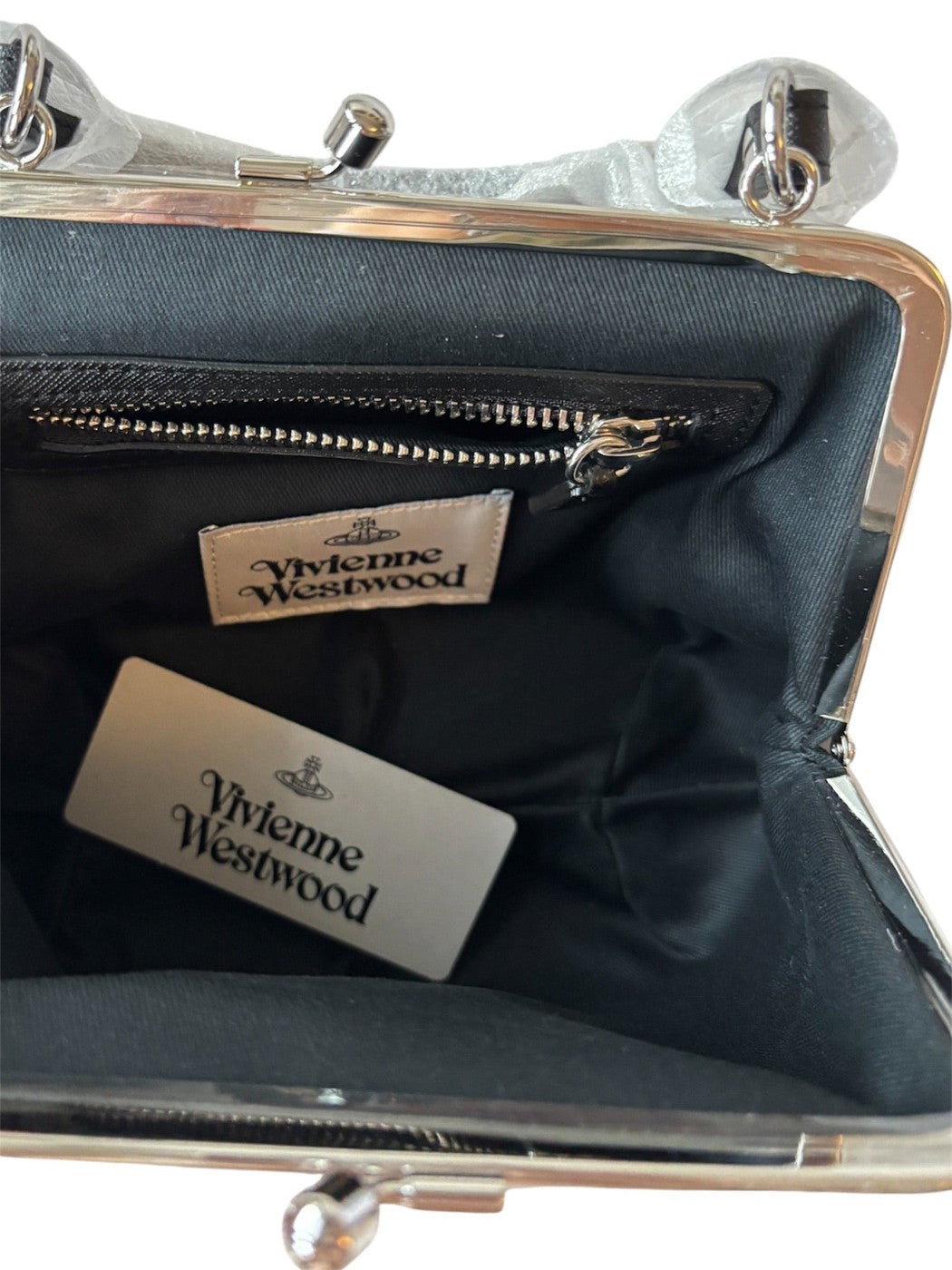 VIVIENNE WESTWOOD Granny Frame Purse 6 - 11000 Archive